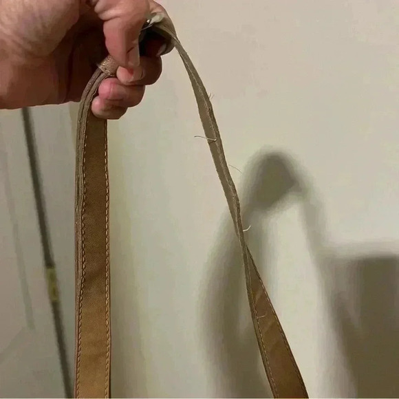 Franco Sarto Tan Crossbody with Wallet - Picture 6 of 12